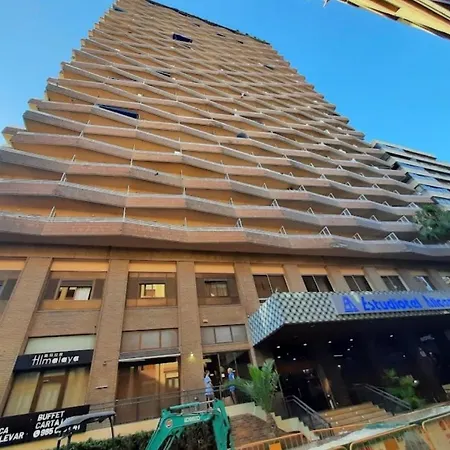 Downtown With The Ocean Views דירה
